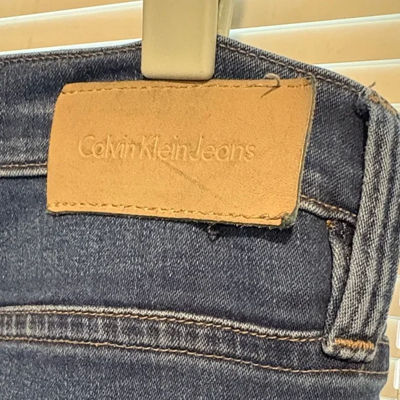 Calvin Klein Women's Dark Blue Boot Cut Jeans size 32W 32L - Picture 5 of 7